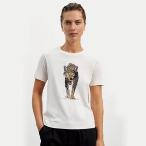 Embroidery Pattern of a Roaring Wolf, Forest Animal Design, Wildlife Pattern